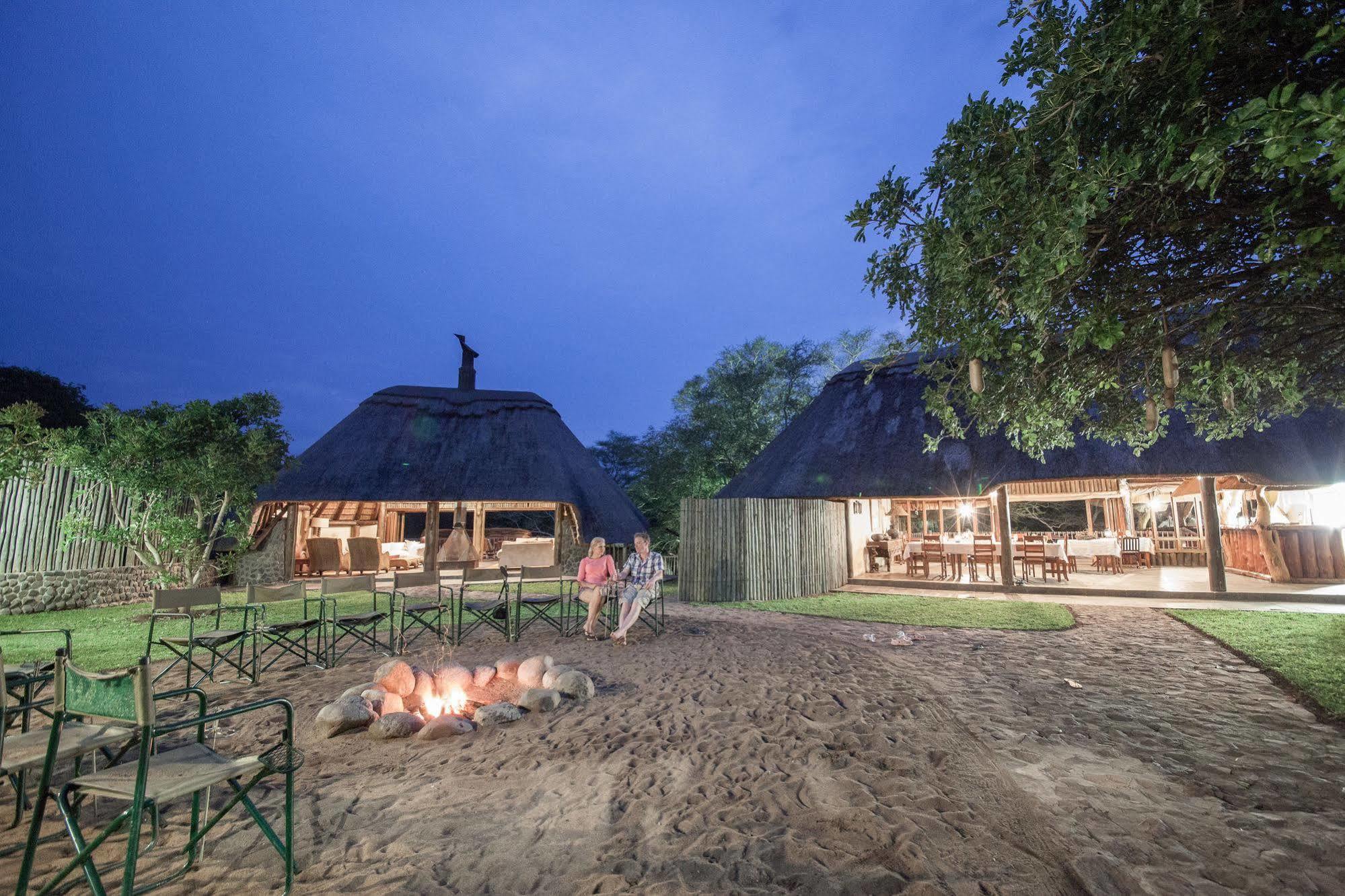 Rhino River Lodge Manyoni Private Game Reserve Экстерьер фото